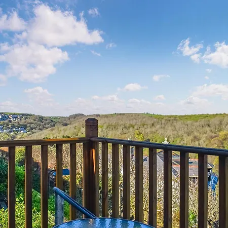 Hill Holiday home Looe